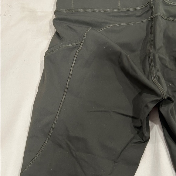 lululemon fast and free 5 pockets legging 7/8 length in forest green - Picture 6 of 7